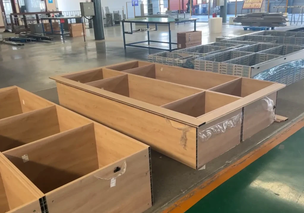 Quality inspection process ensuring durable aluminum furniture products