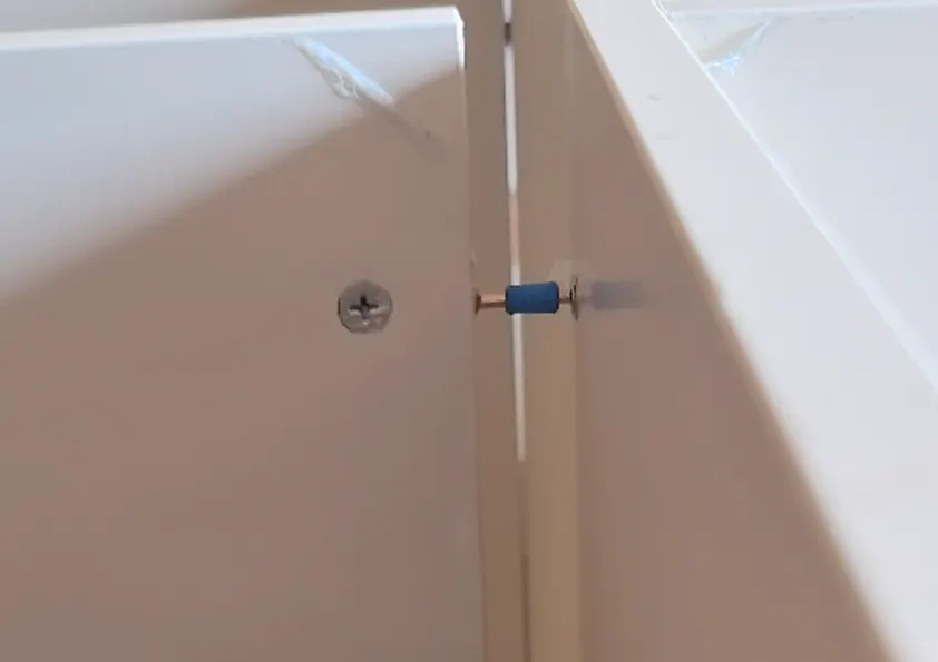 Aluminum alloy cabinet installation